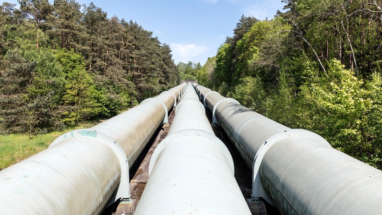 API Line Pipe and Black Iron Pipe Look the Same on a Job Site. They Are Not the Same Product.